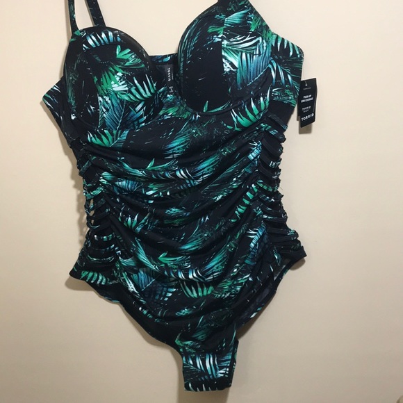 🎉HP🎉Torrid BLACK GREEN PALM PUSH-UP SWIMSUIT - Picture 16 of 16